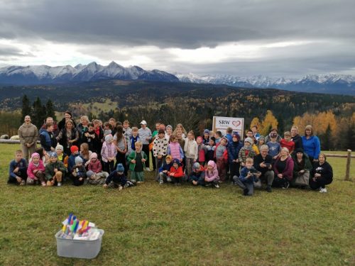 Zabawy, ognisko, poczęstunek